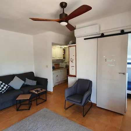 Apartment -doris- Marazul *